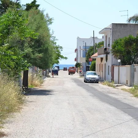 Giovi A 70 Metri Dal Mare Torre Lapillo